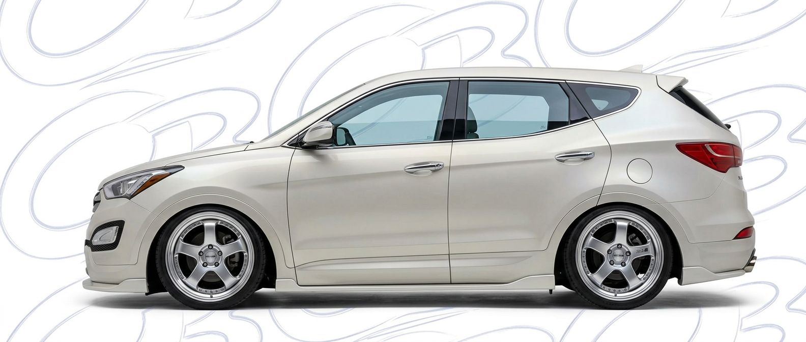 Professional automotive photography of a 2015 Hyundai Santa Fe with high-fidelity 2015.