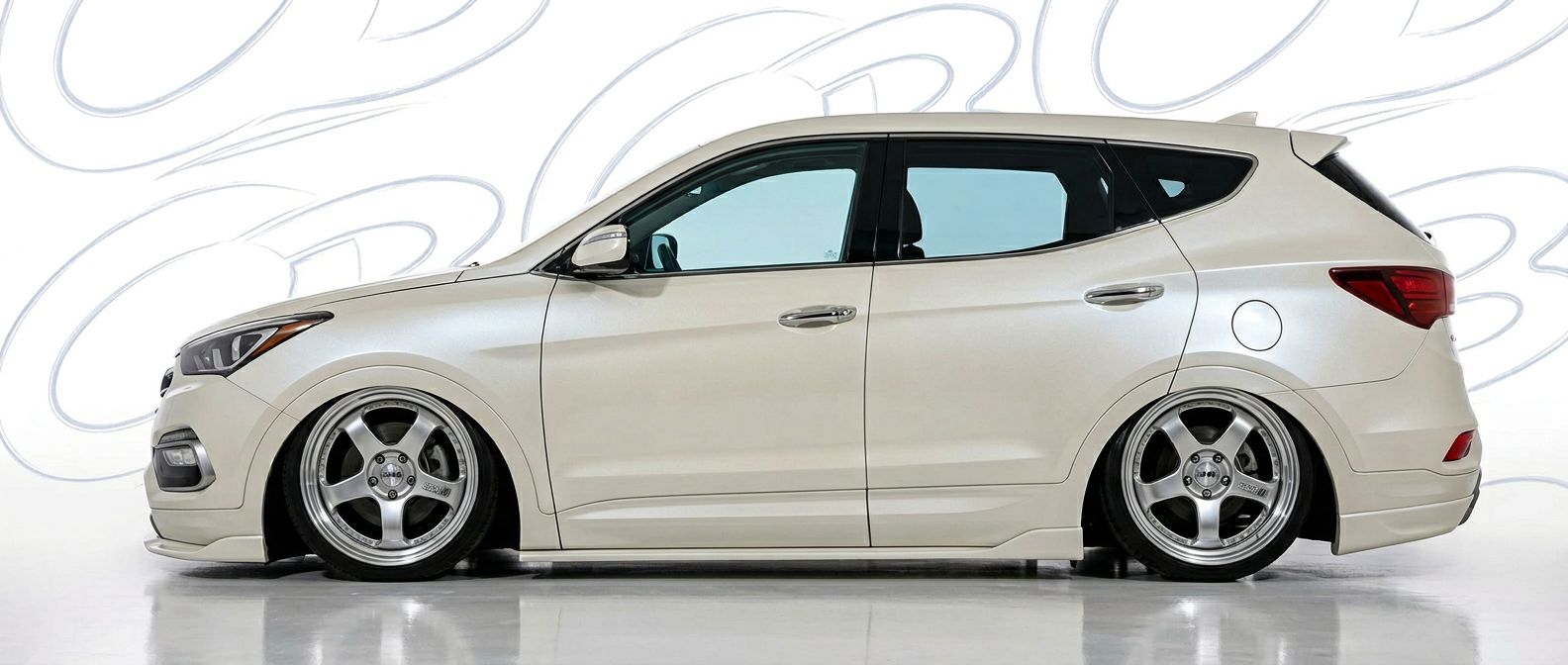 Aggressive 2016 Hyundai Santa Fe 2016 styling to enhance your vehicle's aesthetic.