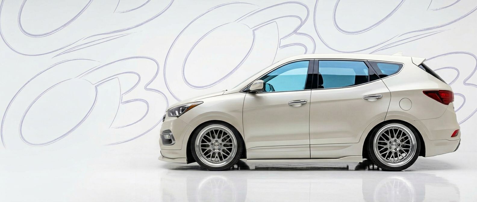 Front-angle view of 2017 Hyundai Santa Fe 2017 - Durable and stylish exterior enhancement.