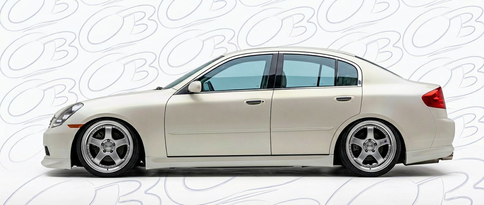 Detailed view of 2004 Infiniti G35 2004 featuring lightweight, durable construction.