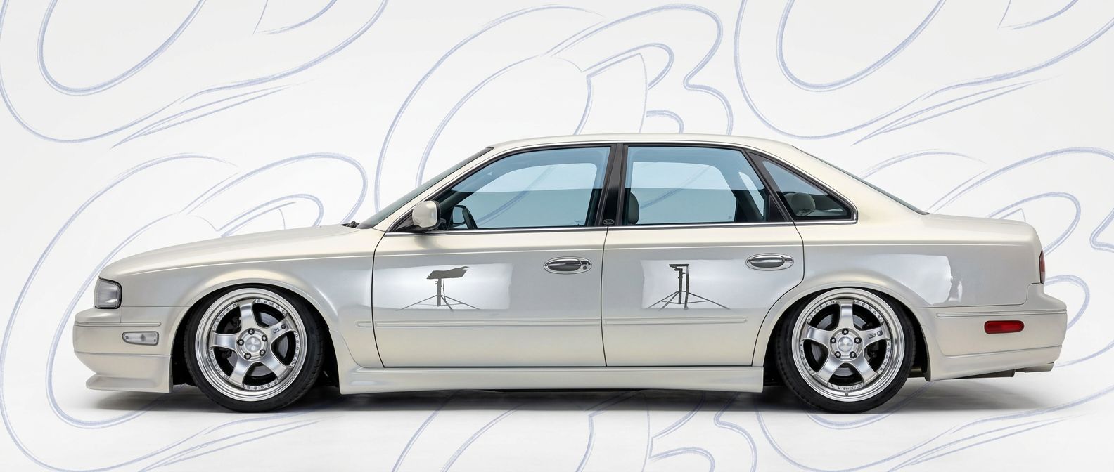 Aerodynamic 1990 Infiniti Q45 1990 - Sleek design for enhanced vehicle styling.