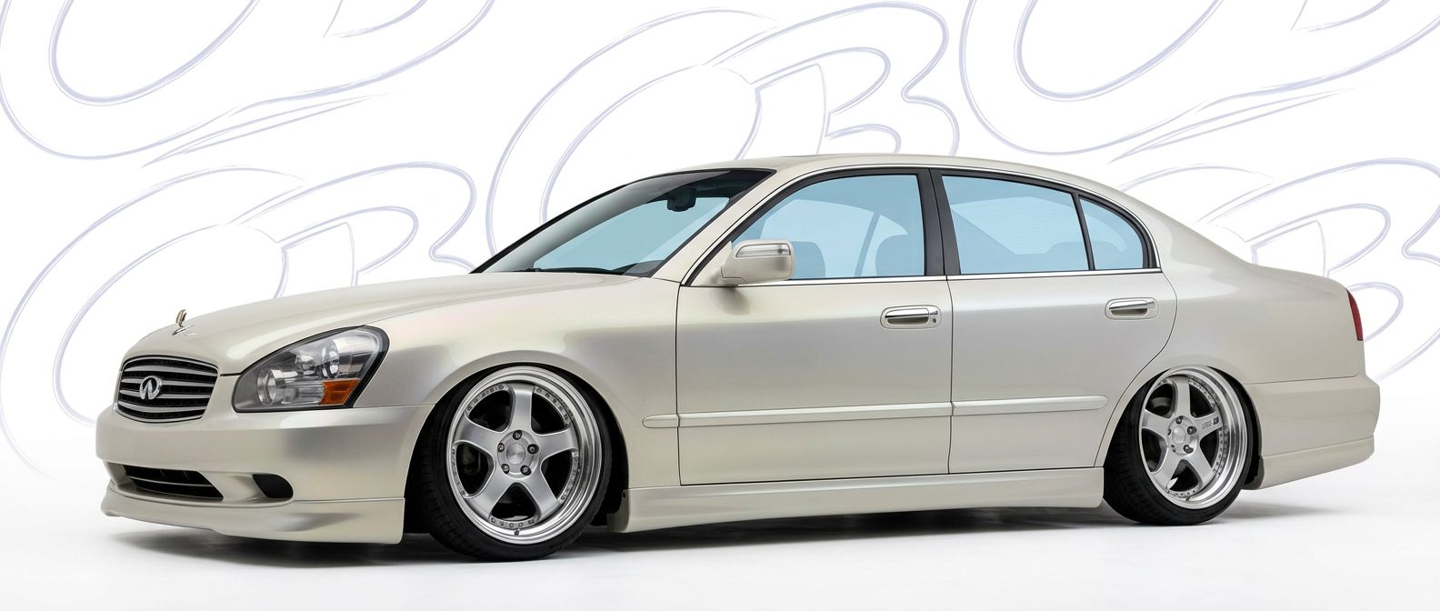 Aerodynamic 2002 Infiniti Q45 2002 - Sleek design for enhanced vehicle styling.