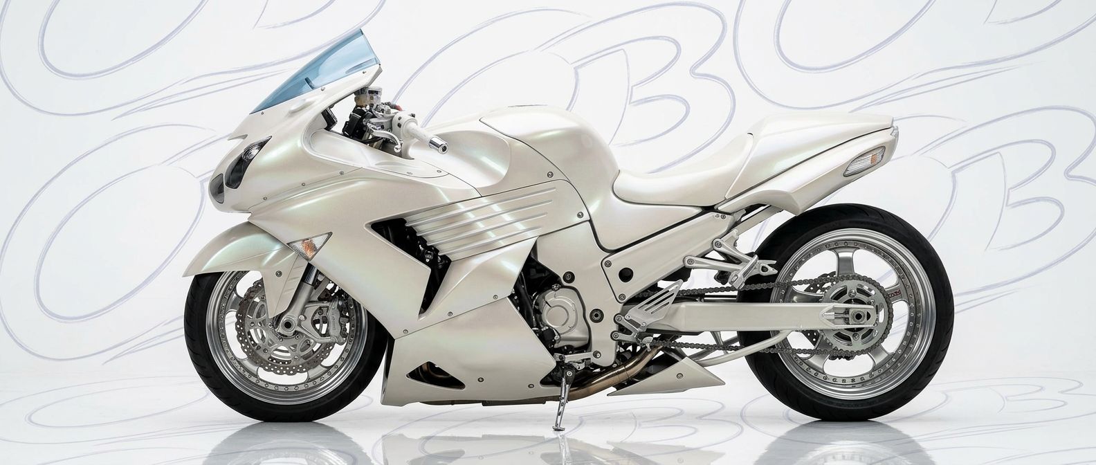 Aerodynamic 2007 Kawasaki Ninja ZX14 2007 - Sleek design for enhanced vehicle styling.