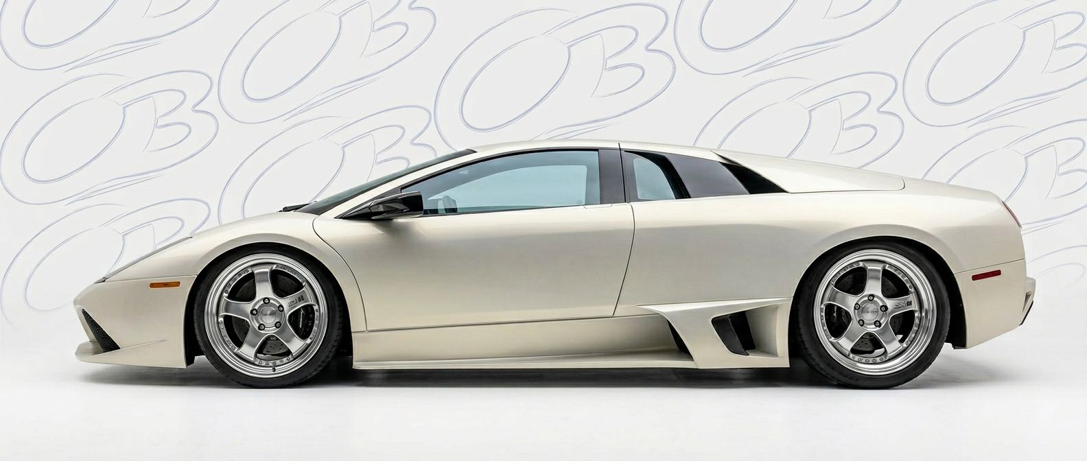 Top-tier 2009 Lamborghini Murcielago 2009 featuring a high-gloss finish and carbon fiber weave.