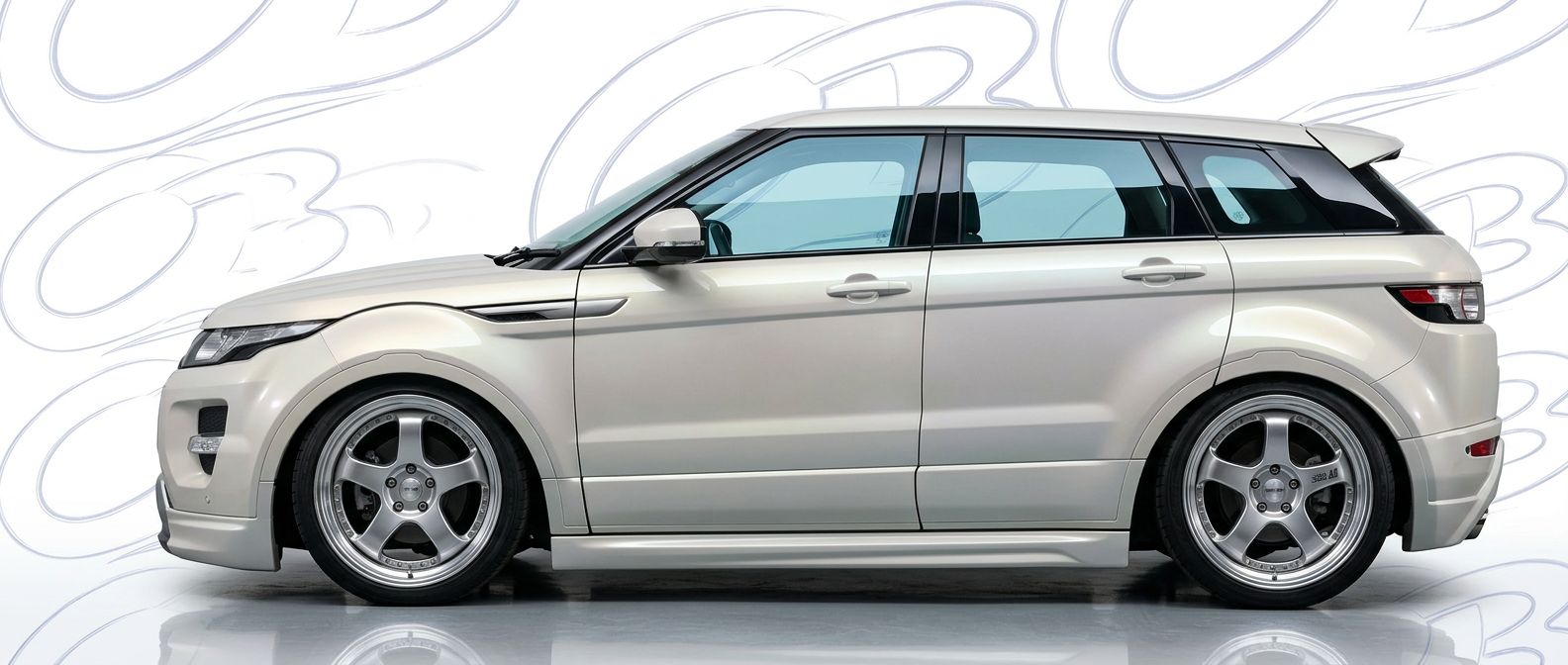 Detailed view of  Land Rover Range Rover Evoque Range Rover Evoque featuring lightweight, durable construction.