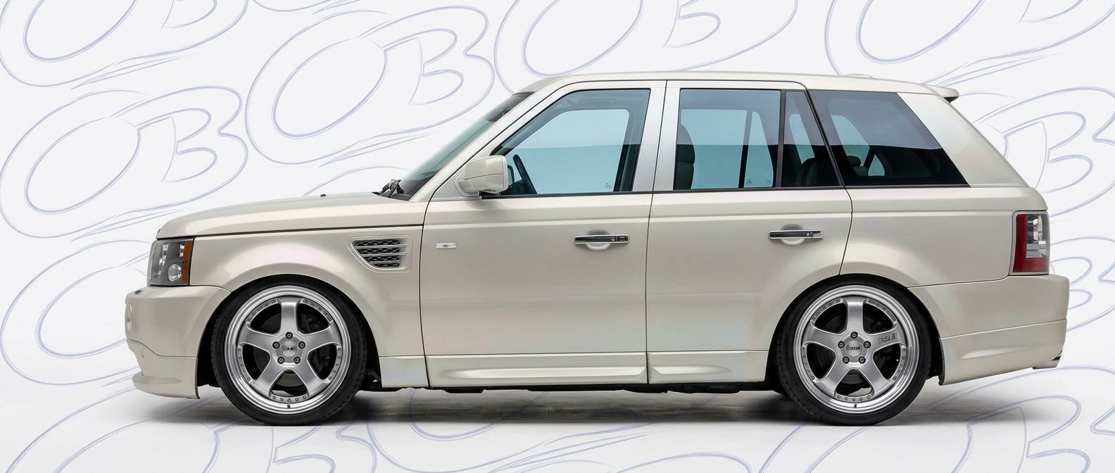 Detailed view of 2008 Land Rover Range Rover Sport 2008 featuring lightweight, durable construction.