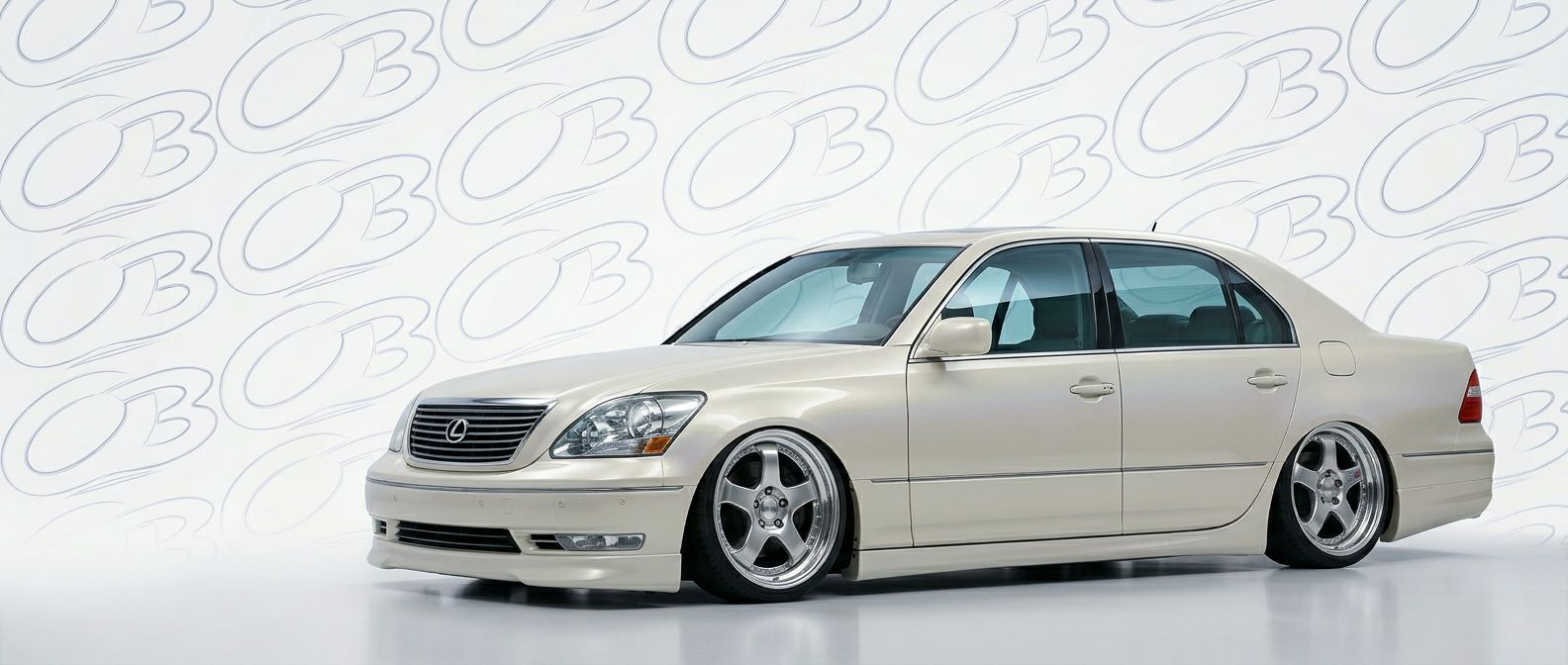 Aerodynamic 2006 Lexus LS430 2006 - Sleek design for enhanced vehicle styling.