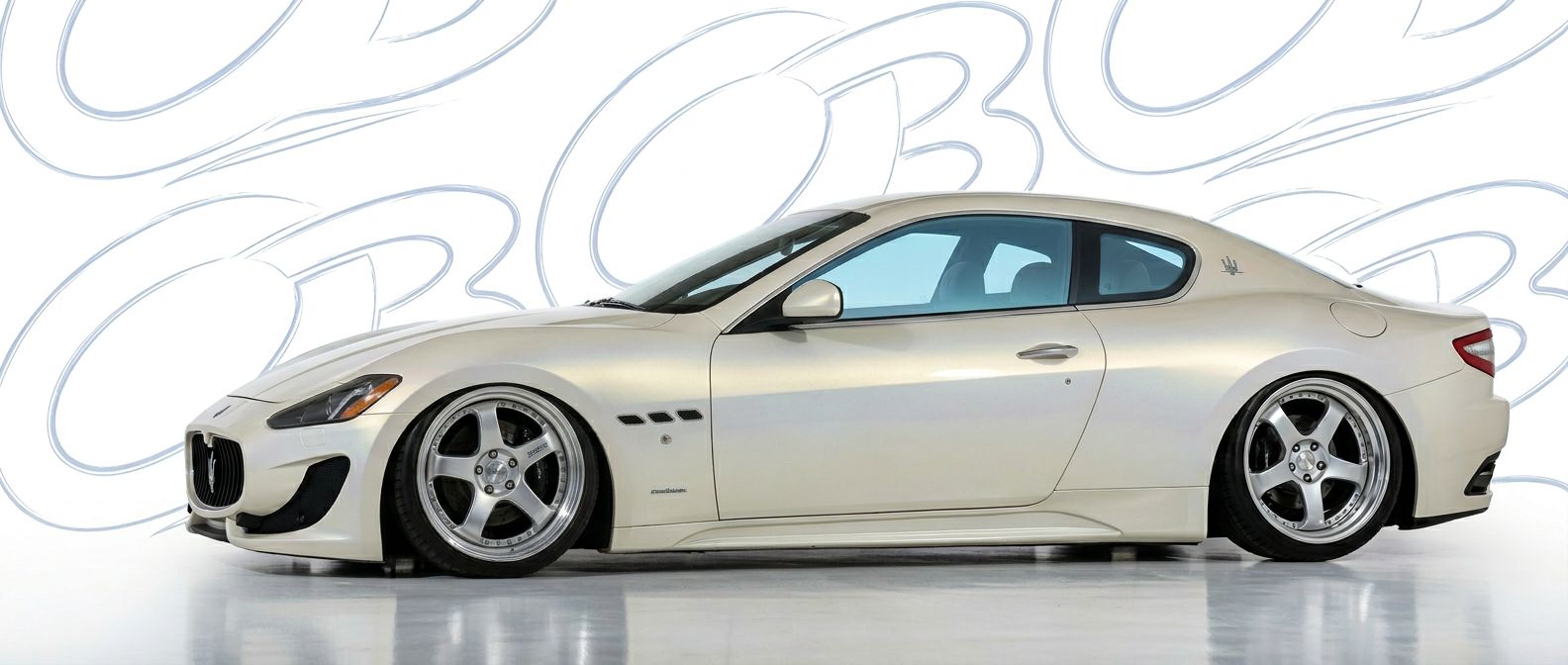 Custom 2011 for 2011 Maserati GranTurismo - Premium aerodynamic automotive body parts.