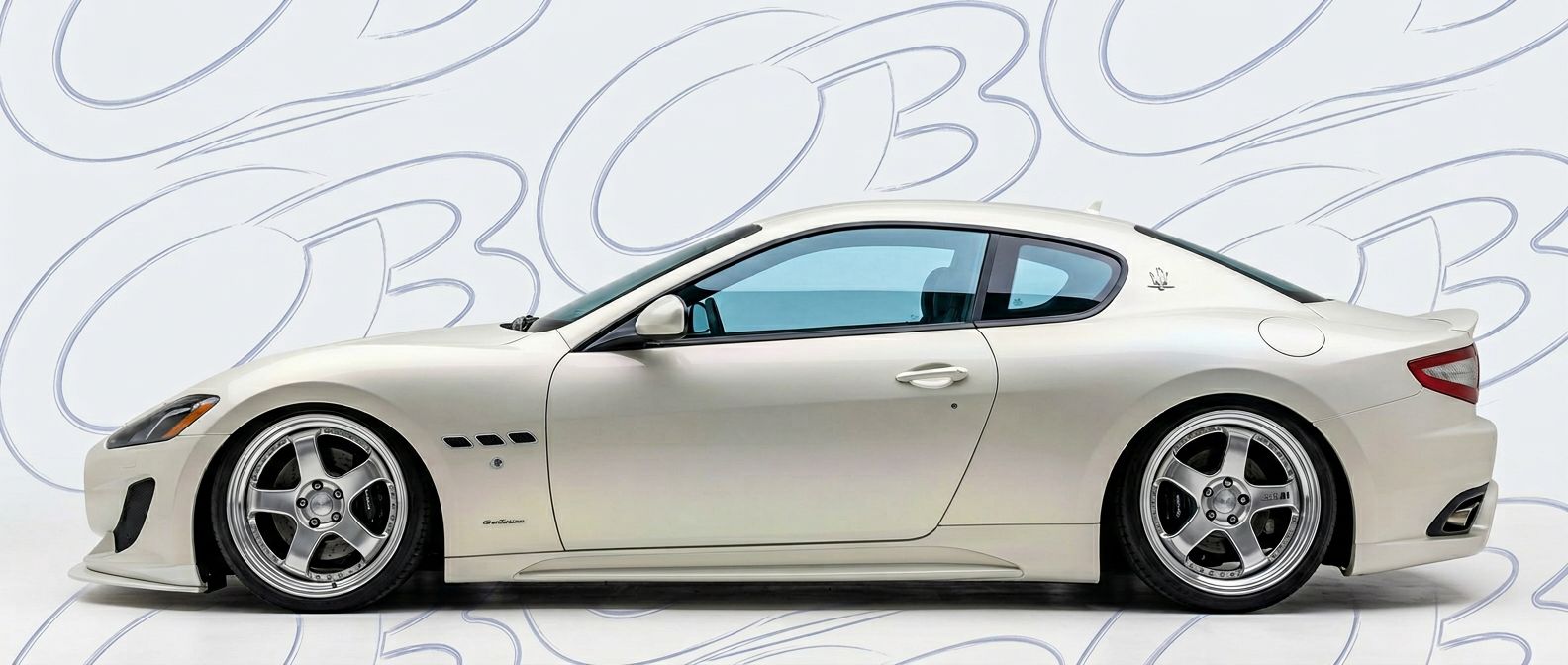 Aerodynamic 2017 Maserati GranTurismo 2017 - Sleek design for enhanced vehicle styling.