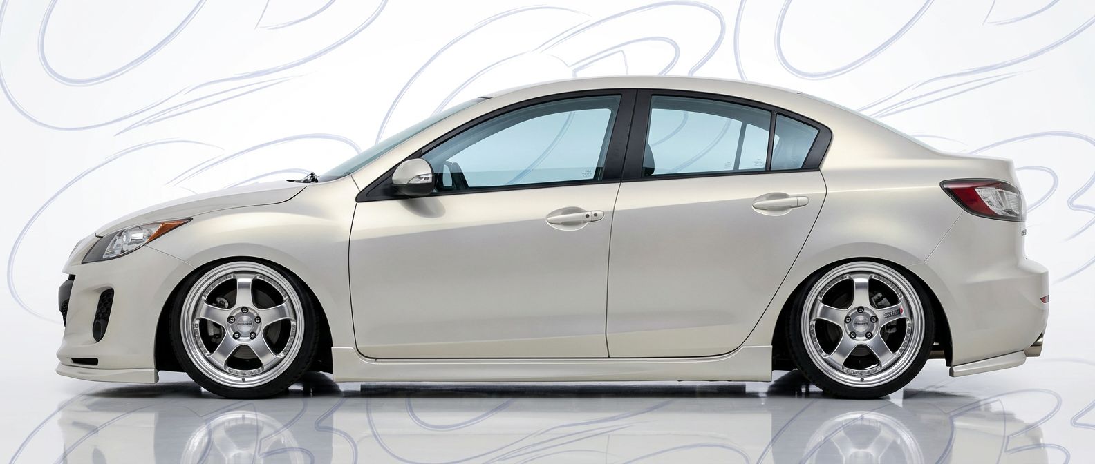 Aerodynamic 2009 Mazda 3 2009 - Sleek design for enhanced vehicle styling.