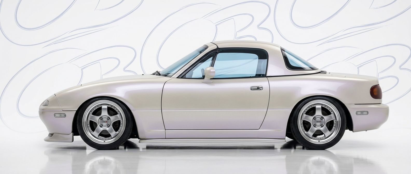 Aerodynamic 1995 Mazda Miata 1995 - Sleek design for enhanced vehicle styling.