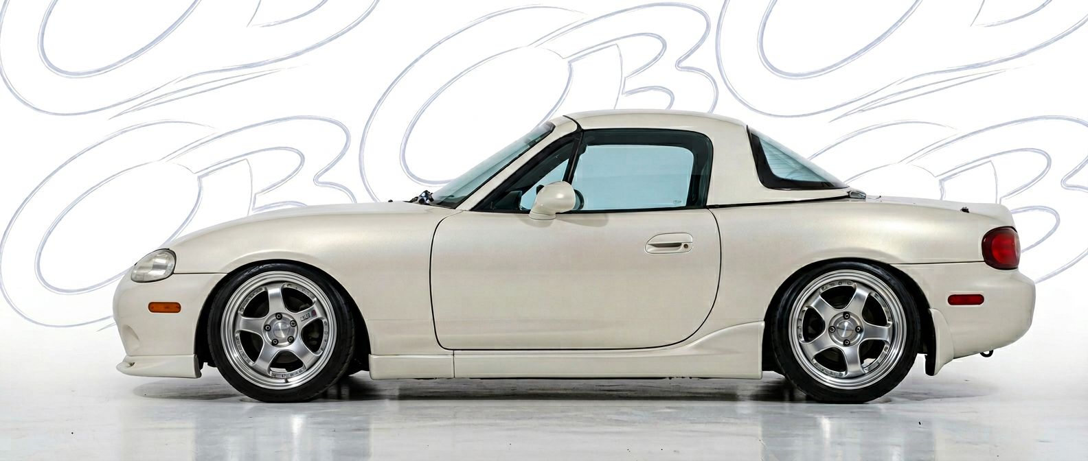 Performance 2000 upgrade for 2000 Mazda Miata automotive enthusiasts and racers.