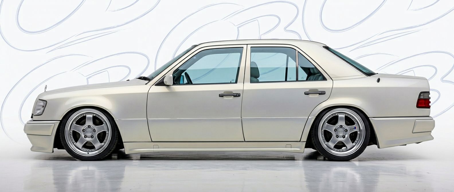 Front-angle view of 1992 Mercedes-Benz E-Class 1992 - Durable and stylish exterior enhancement.