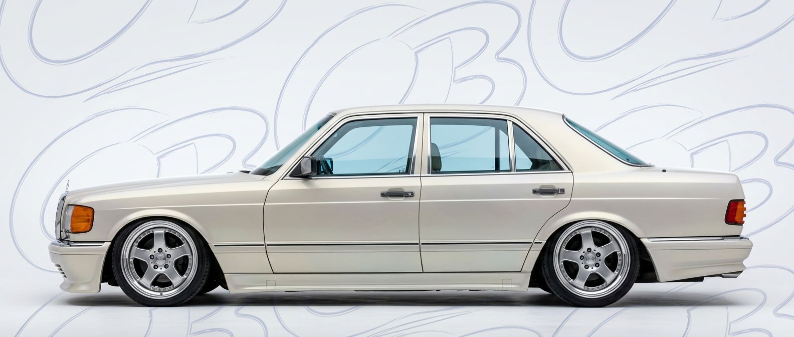 High-quality 1985 Mercedes-Benz S-Class 1985 exterior shot with professional studio lighting.