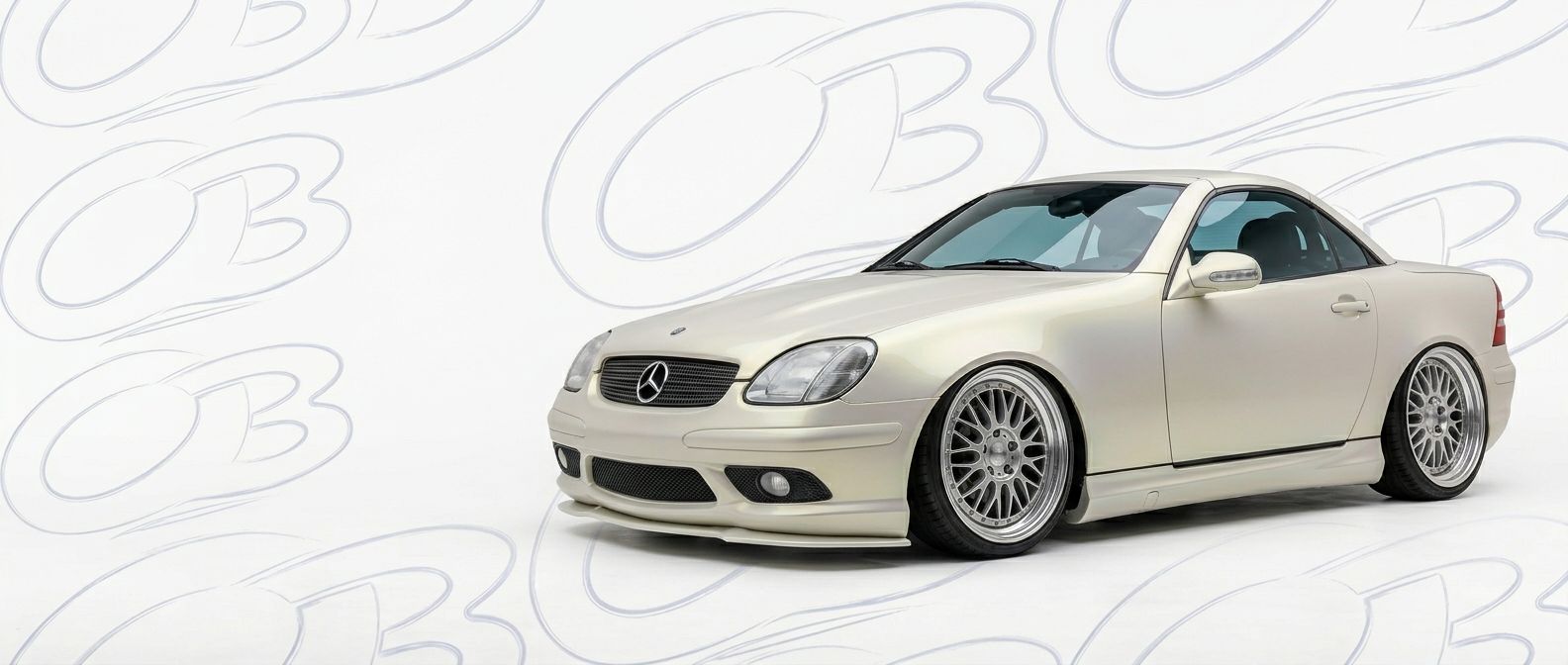 Aerodynamic 2000 Mercedes-Benz SLK-Class 2000 - Sleek design for enhanced vehicle styling.