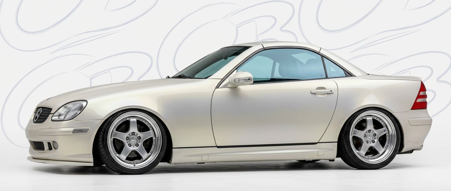 Aerodynamic 2001 Mercedes-Benz SLK-Class 2001 - Sleek design for enhanced vehicle styling.