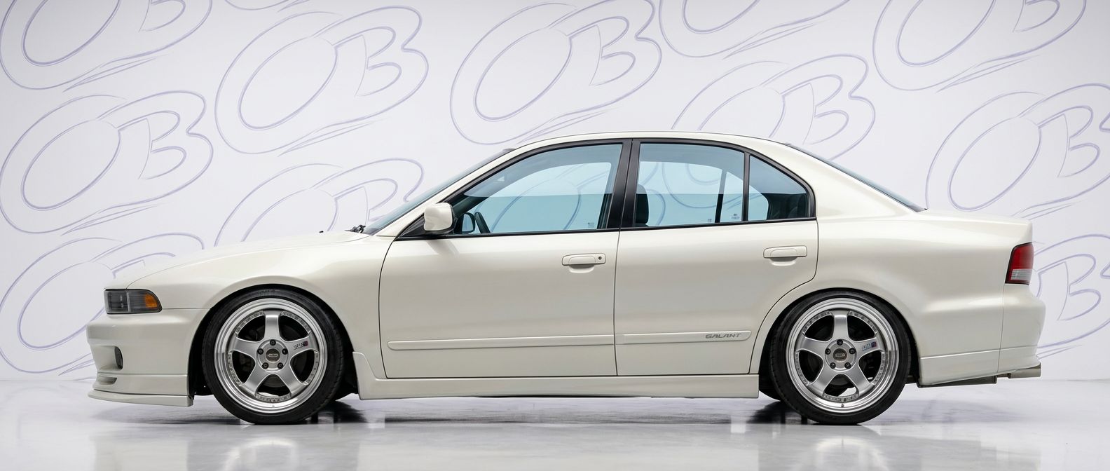 Sleek 2000 Mitsubishi Galant 2000 - Precision-engineered parts for a perfect fitment.