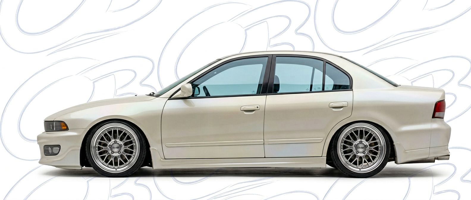 Aerodynamic 2001 Mitsubishi Galant 2001 - Sleek design for enhanced vehicle styling.