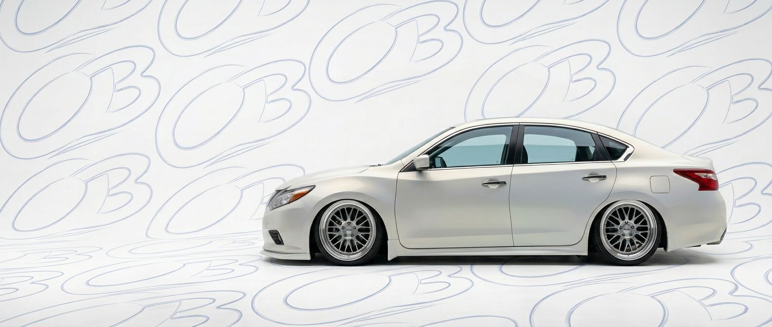 Detailed view of 2017 Nissan Altima 2017 featuring lightweight, durable construction.