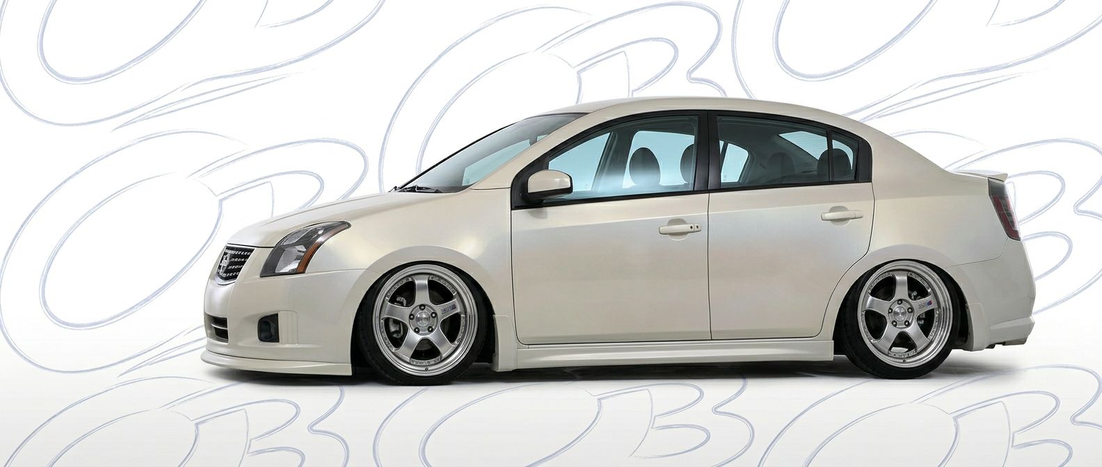 Aerodynamic 2010 Nissan Sentra 2010 - Sleek design for enhanced vehicle styling.