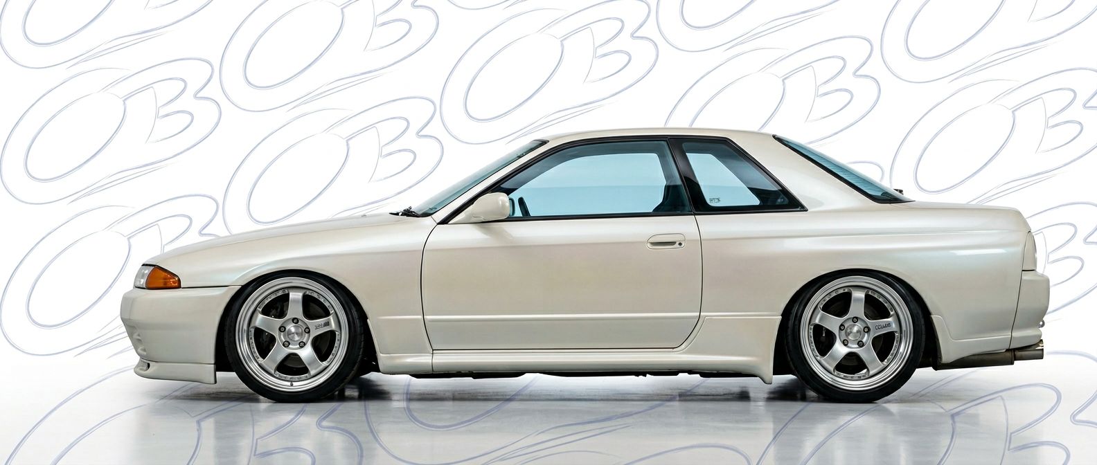 Front-angle view of 1992 Nissan Skyline (R32) GTS 1992 - Durable and stylish exterior enhancement.