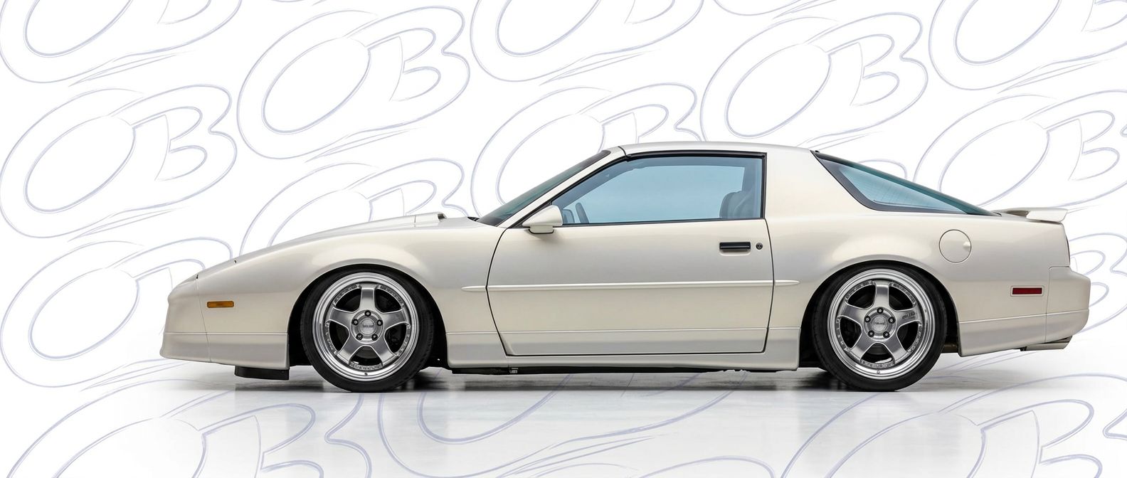 Aggressive 1988 Pontiac Firebird 1988 styling to enhance your vehicle's aesthetic.