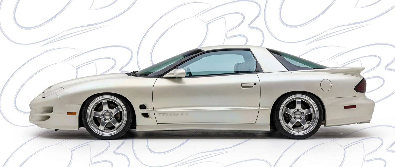 Professional automotive photography of a 2001 Pontiac Firebird with high-fidelity 2001.