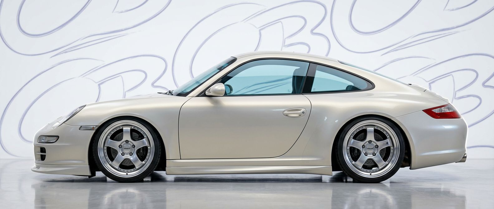 Porsche 911 2008 - Bodykits, Bumpers, Fenders and more... Professional automotive photography of a 2008 Porsche 911 with high-fidelity 2008.