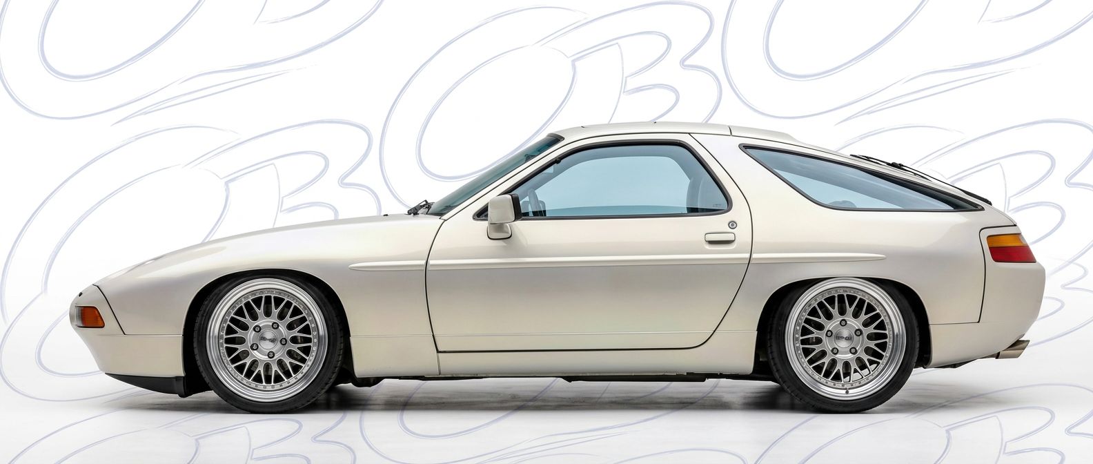 Performance 1990 upgrade for 1990 Porsche 928 automotive enthusiasts and racers.