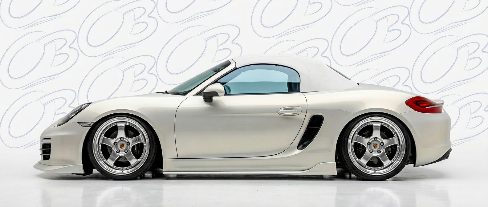 Front-angle view of 2015 Porsche Boxster 2015 - Durable and stylish exterior enhancement.