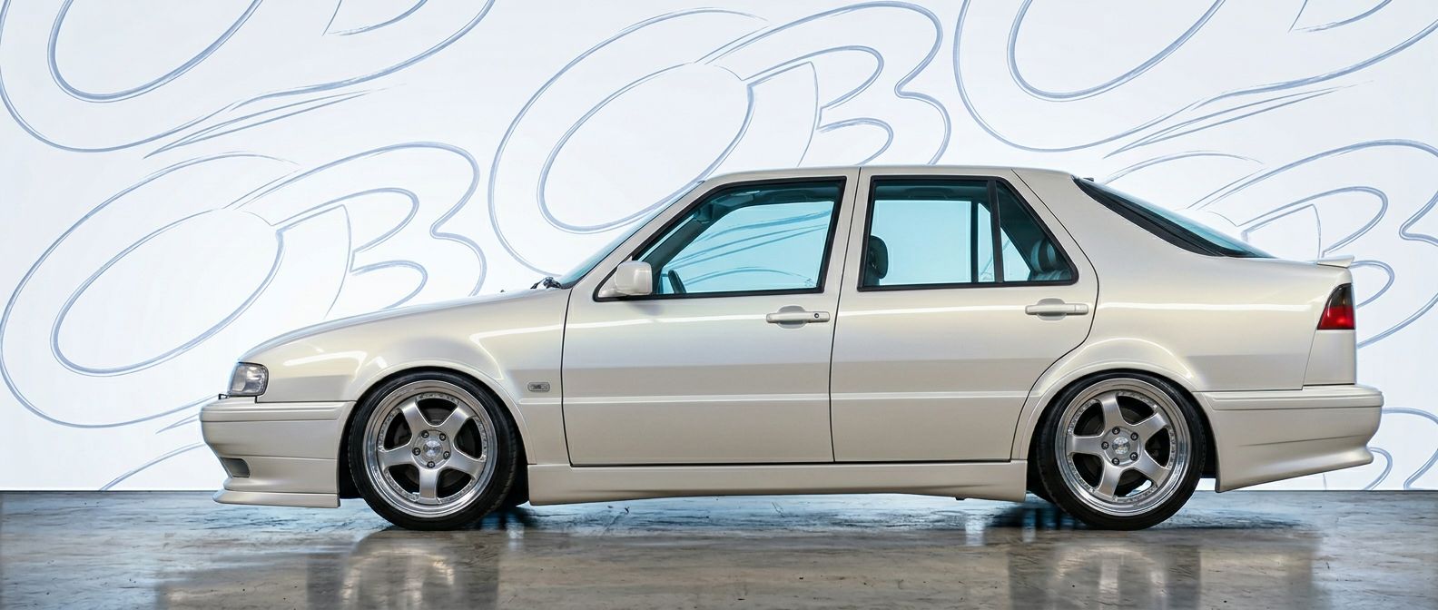 Detailed view of  Saab 9000 9000 featuring lightweight, durable construction.