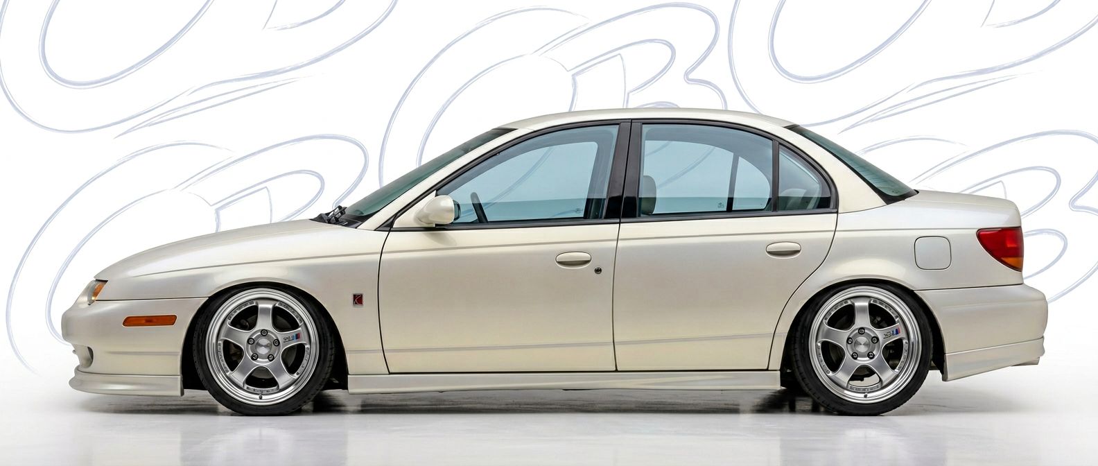 Top-tier 1996 Saturn SL 1996 featuring a high-gloss finish and carbon fiber weave.