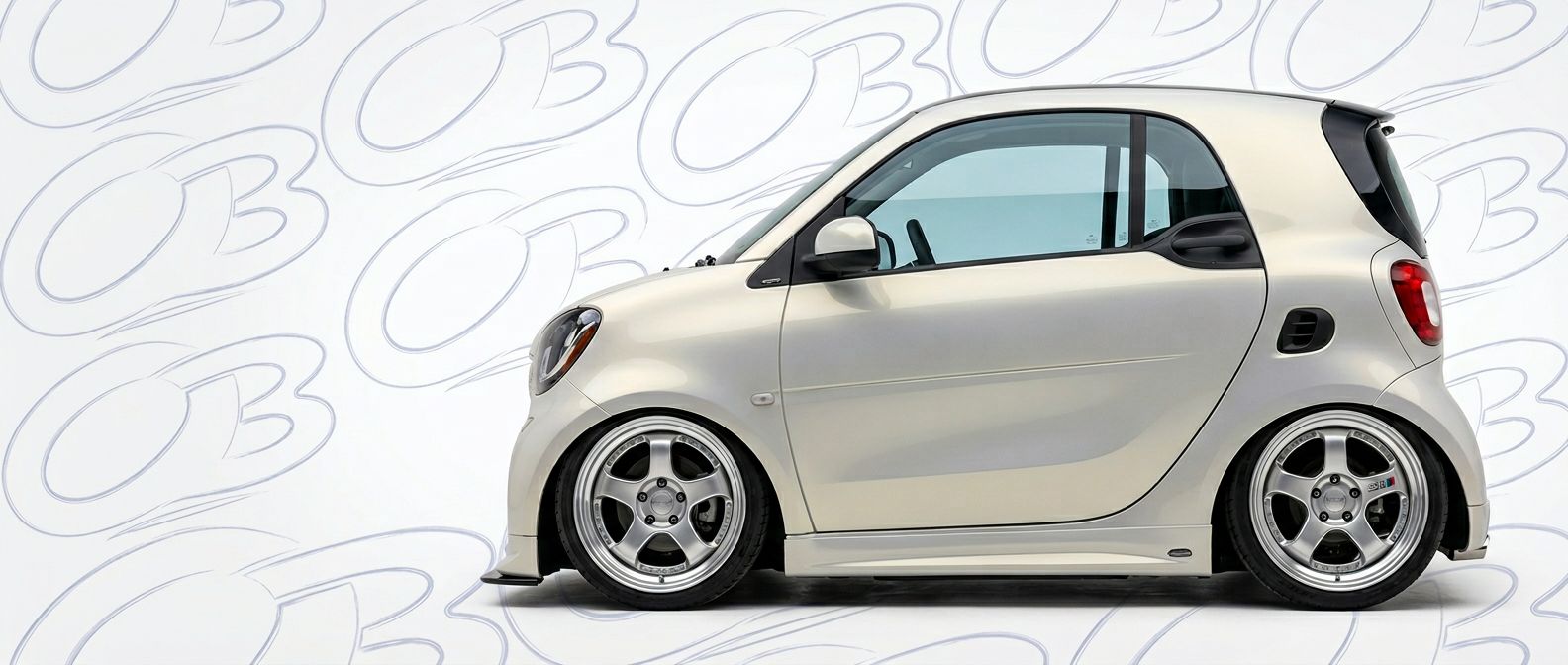 Detailed view of  Smart fortwo fortwo featuring lightweight, durable construction.