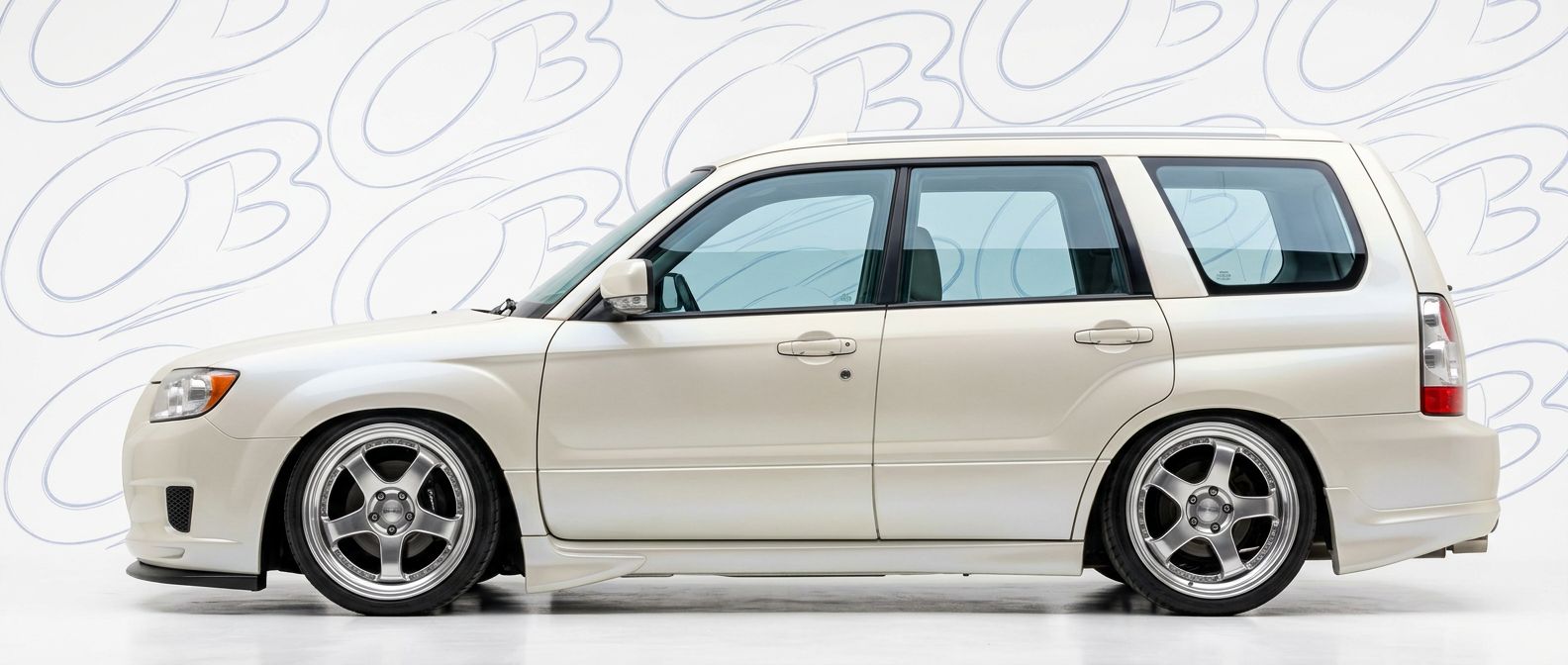 Aerodynamic 2002 Subaru Forester 2002 - Sleek design for enhanced vehicle styling.