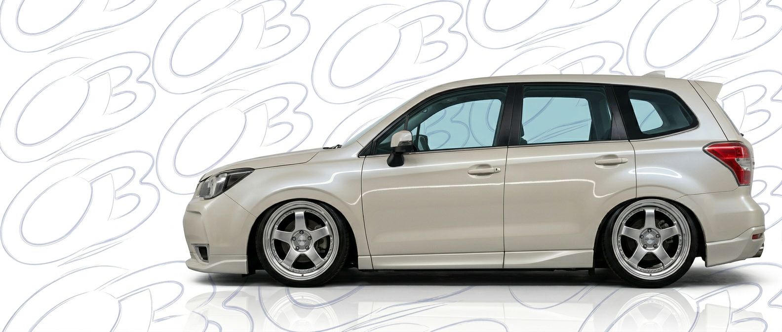 Aerodynamic 2015 Subaru Forester 2015 - Sleek design for enhanced vehicle styling.