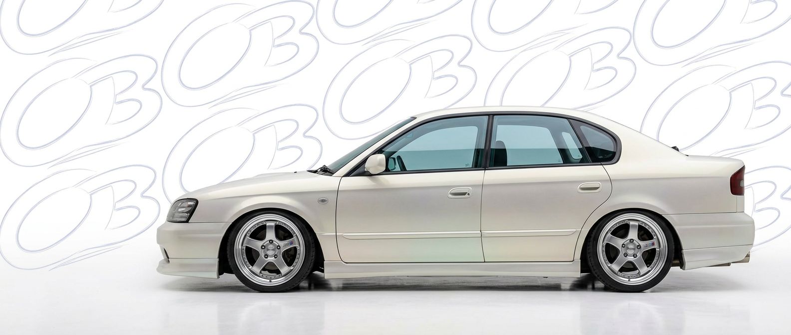 Detailed view of 2000 Subaru Legacy 2000 featuring lightweight, durable construction.