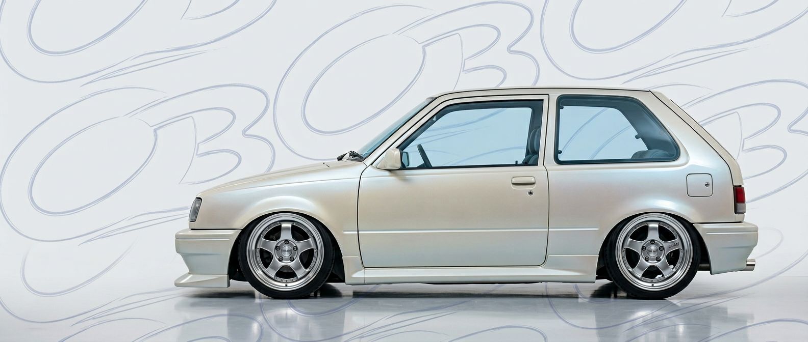 Front-angle view of  Suzuki  Suzuki - Durable and stylish exterior enhancement.