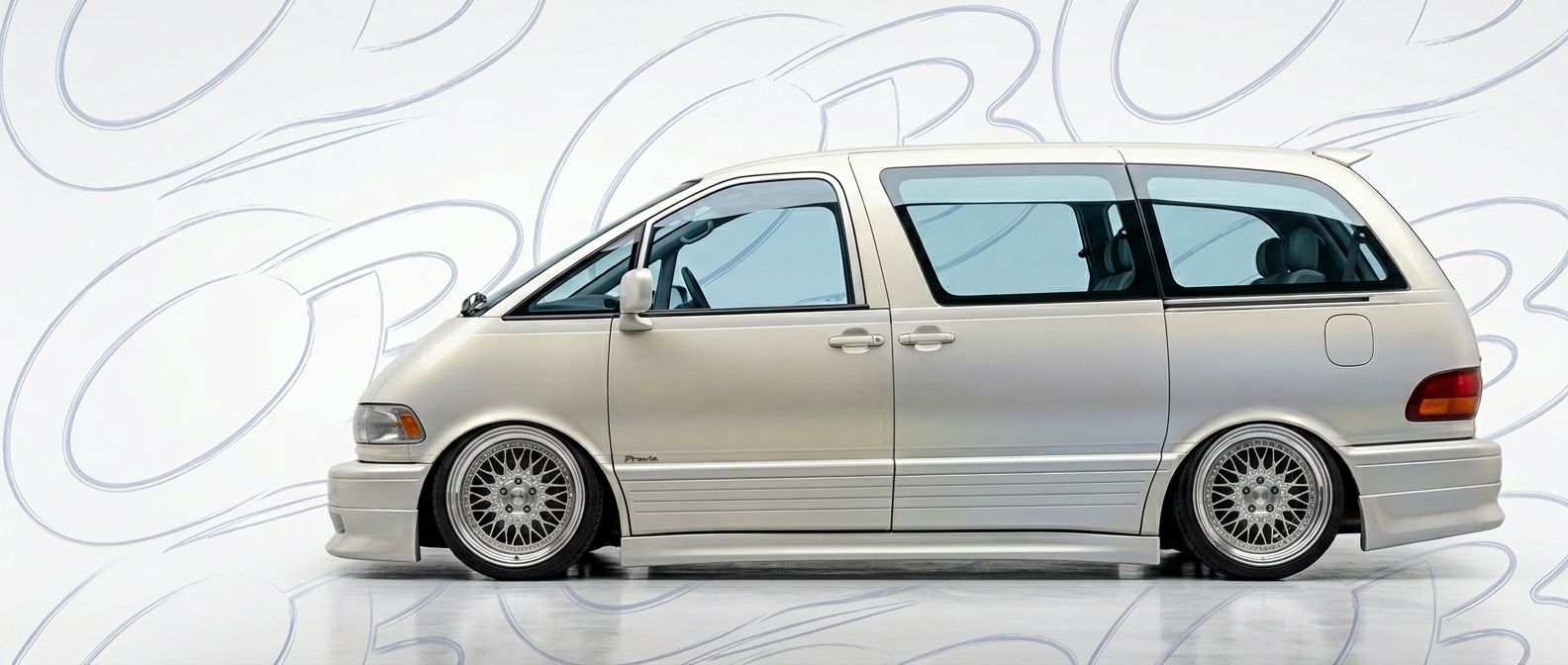 Aerodynamic 1994 Toyota Previa 1994 - Sleek design for enhanced vehicle styling.