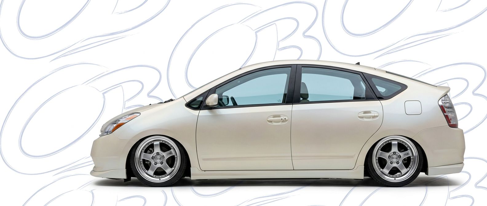 High-quality 2006 Toyota Prius 2006 exterior shot with professional studio lighting.