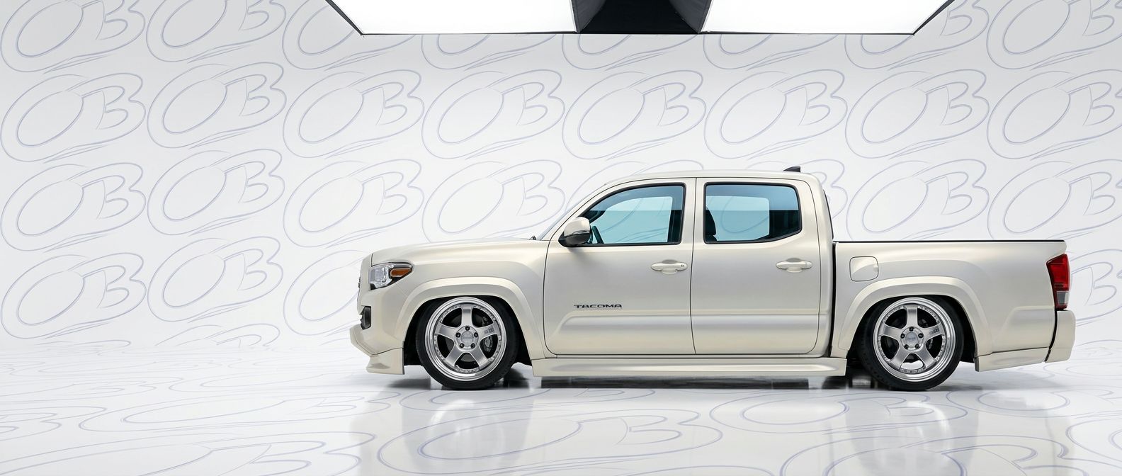 Custom 2016 for 2016 Toyota Tacoma - Premium aerodynamic automotive body parts.