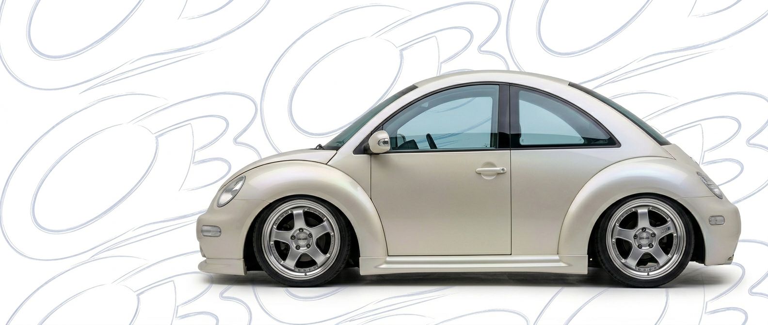 Detailed view of 2000 Volkswagen Beetle 2000 featuring lightweight, durable construction.