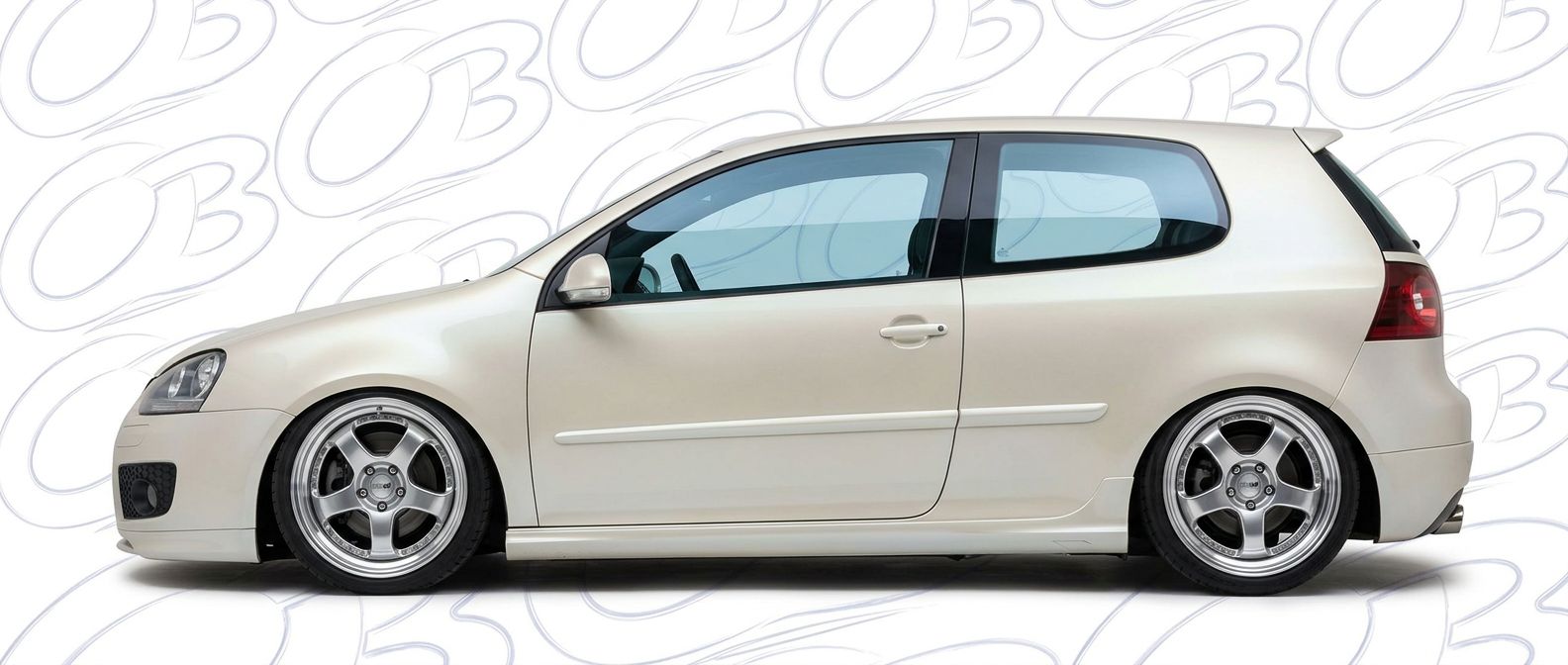 Top-tier 2006 Volkswagen Golf 2006 featuring a high-gloss finish and carbon fiber weave.