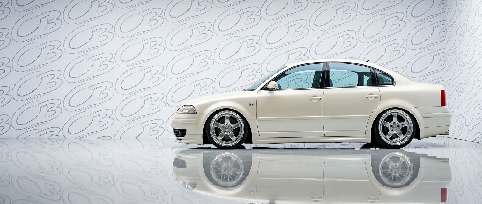 Sleek 1998 Volkswagen Passat 1998 - Precision-engineered parts for a perfect fitment.