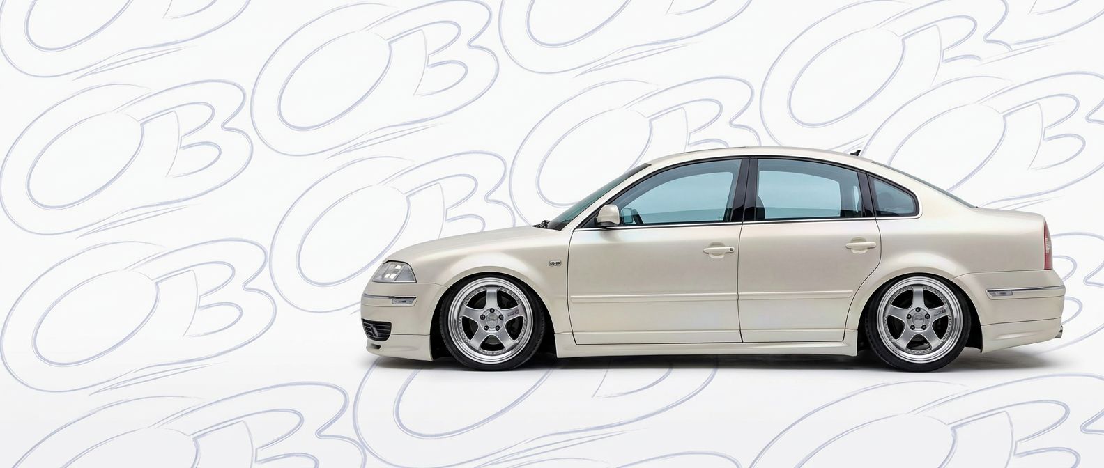 Aerodynamic 2001 Volkswagen Passat 2001 - Sleek design for enhanced vehicle styling.