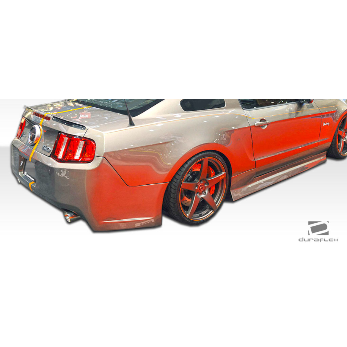 All kind of body kits for Ford Mustang 2005. Exterior/Side Skirts 