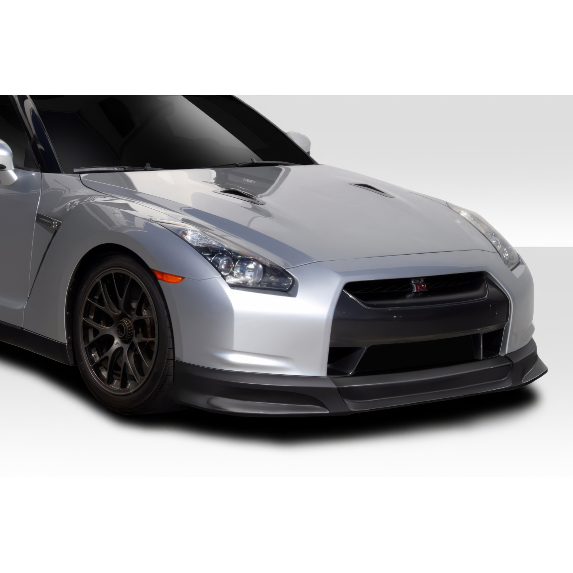 All kind of body kits for Nissan GT-R 2009. Exterior/Front Bumpers or Lips 