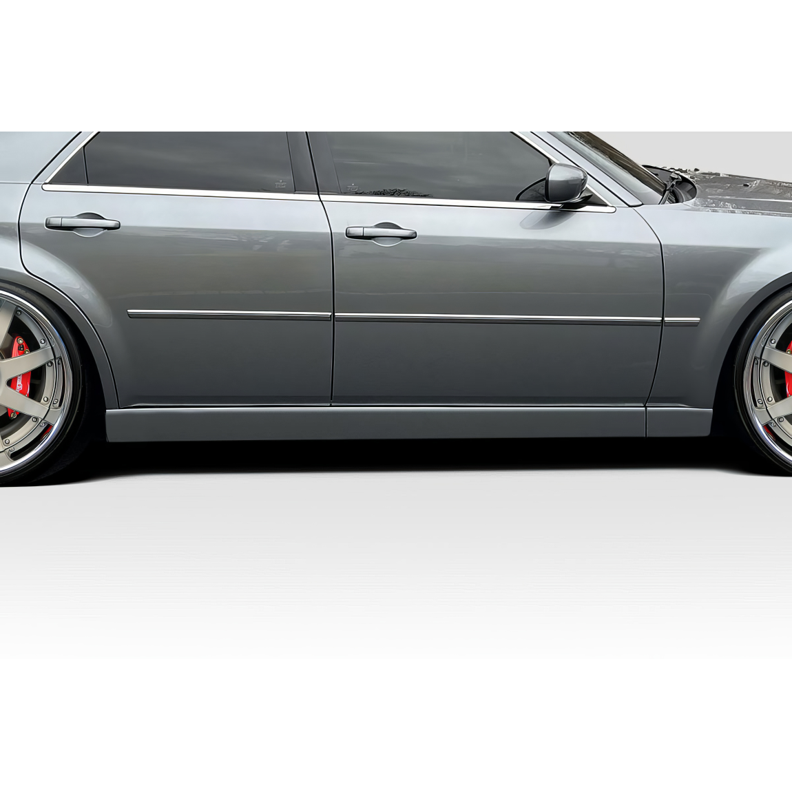 All kind of body kits for Chrysler 300 2005. Exterior/Side Skirts 