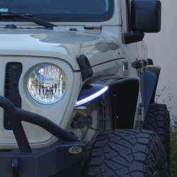 Universal – Jeep Wrangler JL / Gladiator JT KBD Front Fenders Replacement LED Lighting Package image - 2