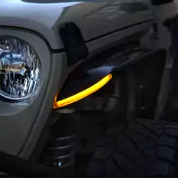 Universal – Jeep Wrangler JL / Gladiator JT Front Fenders Replacement LED Lighting Package image - 3