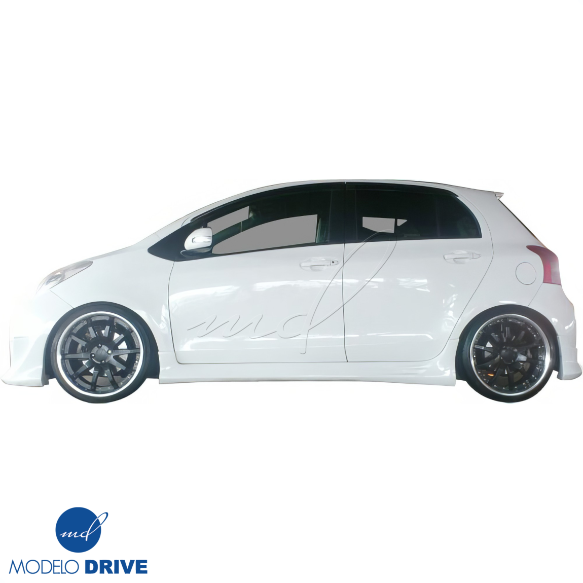 All kind of body kits for Toyota Yaris 2007. Exterior/Side Skirts 